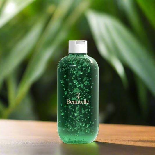 viaGlamour image of a aloe-vera-gel